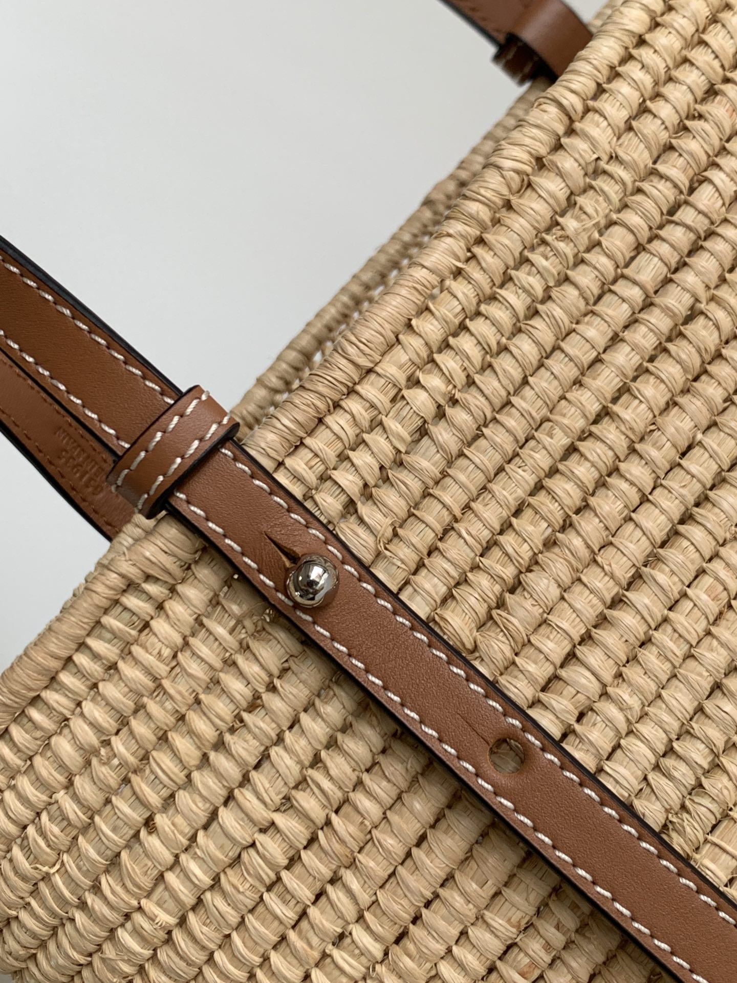 超A貨loewe羅意威包包 拉菲草和牛皮革 Square Basket 手袋 棕色