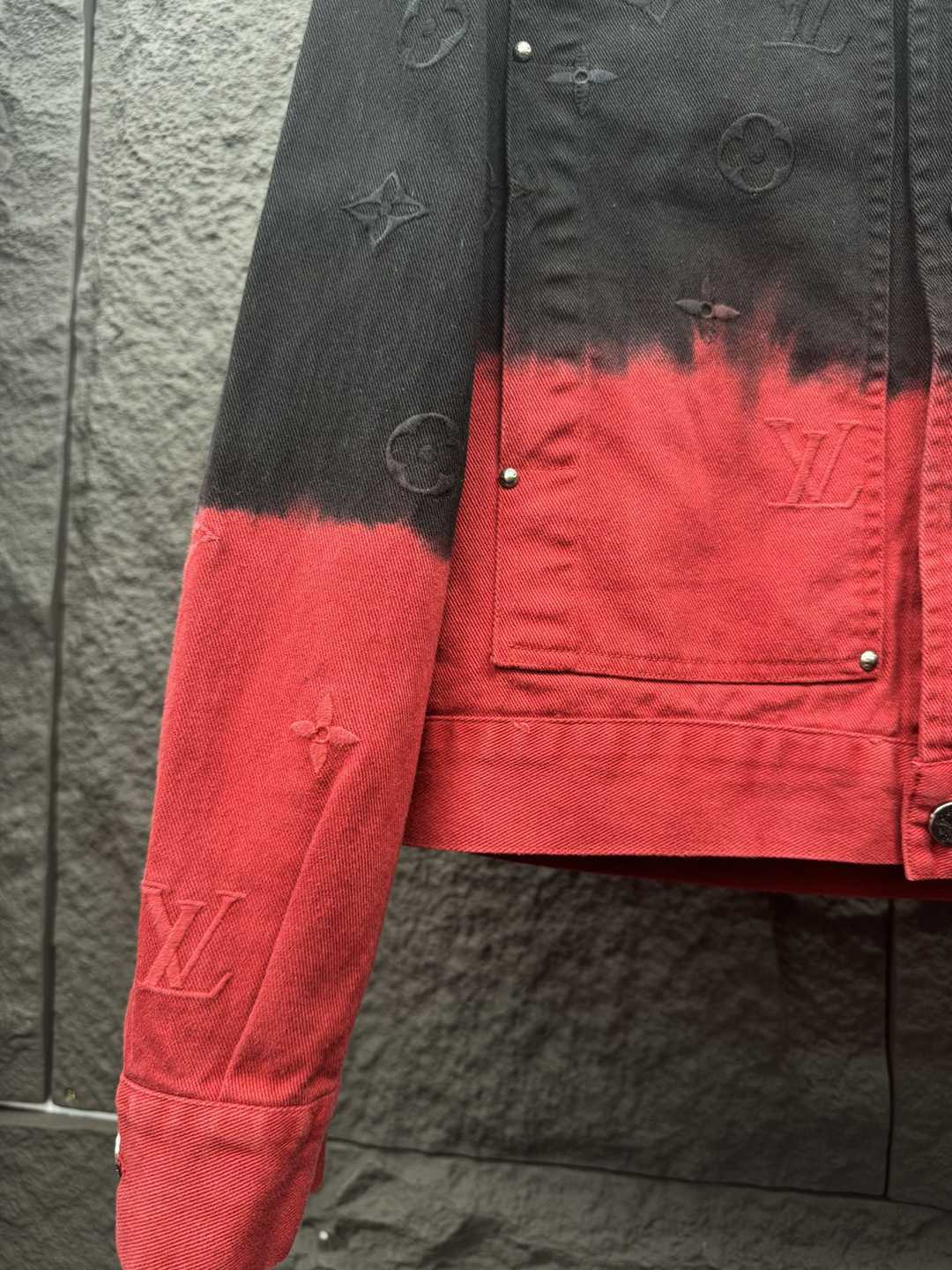 高仿 Louisvultton 路易威登頂級原單刺繡牛仔外套