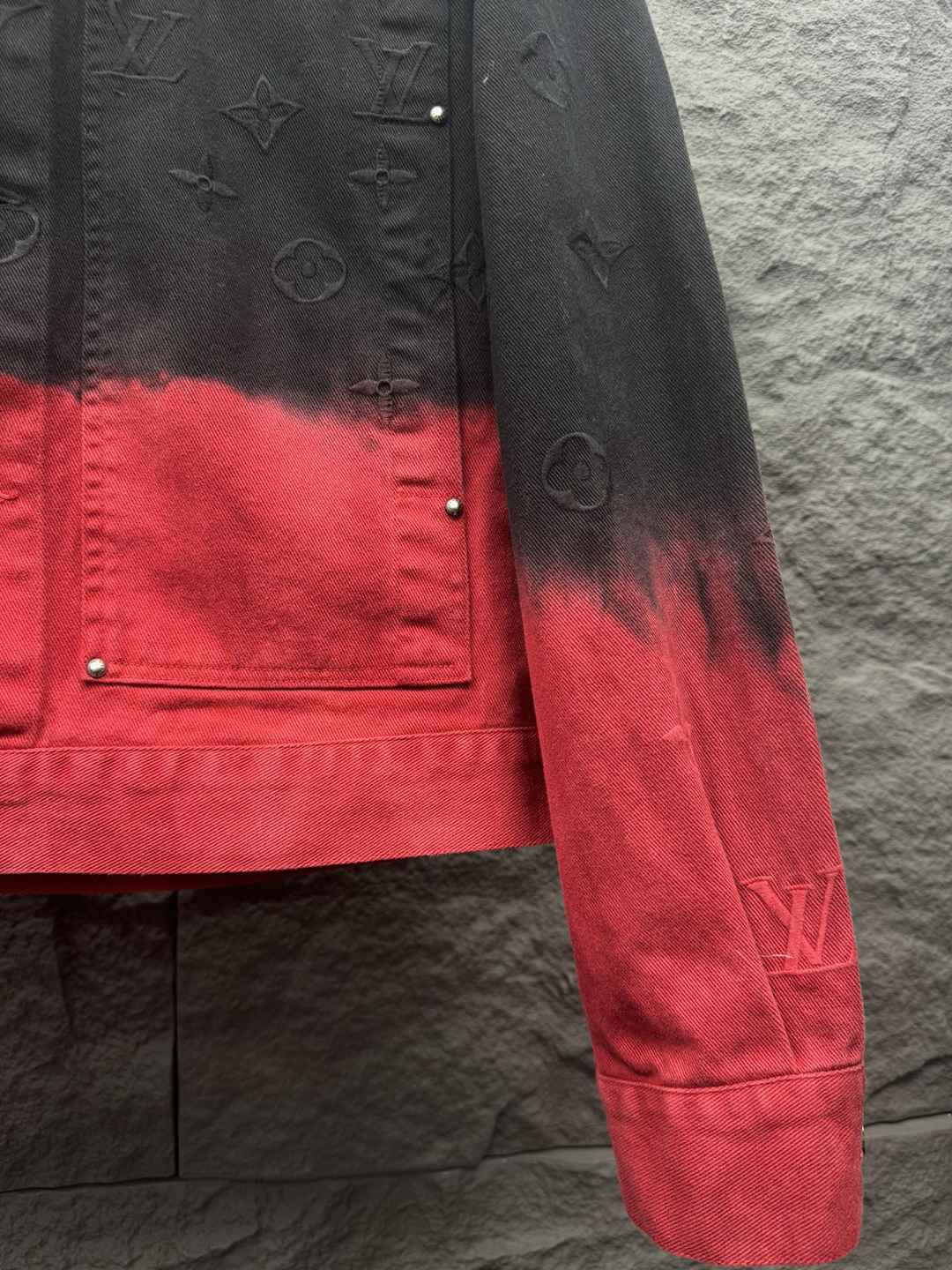 高仿 Louisvultton 路易威登頂級原單刺繡牛仔外套
