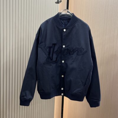 lv頂級高仿路易威登男裝新品夾克外套