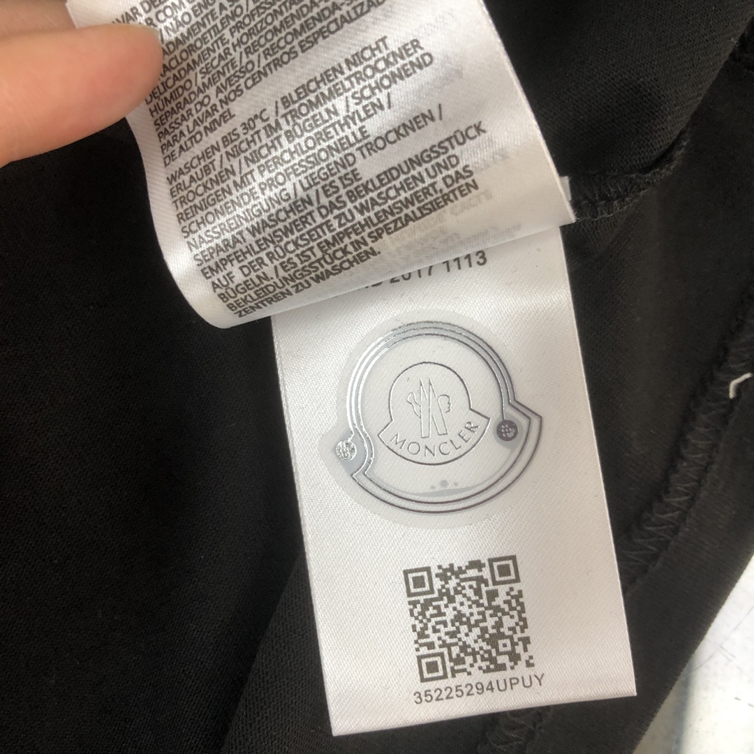 蒙口Moncler男女同款專櫃同步一比一短袖純棉T恤