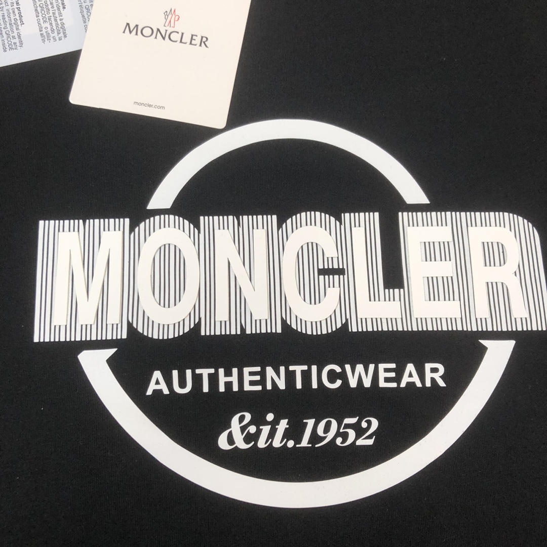 Moncler蒙口頂級原單客供定制面料男女同款印花T恤新品 黑色