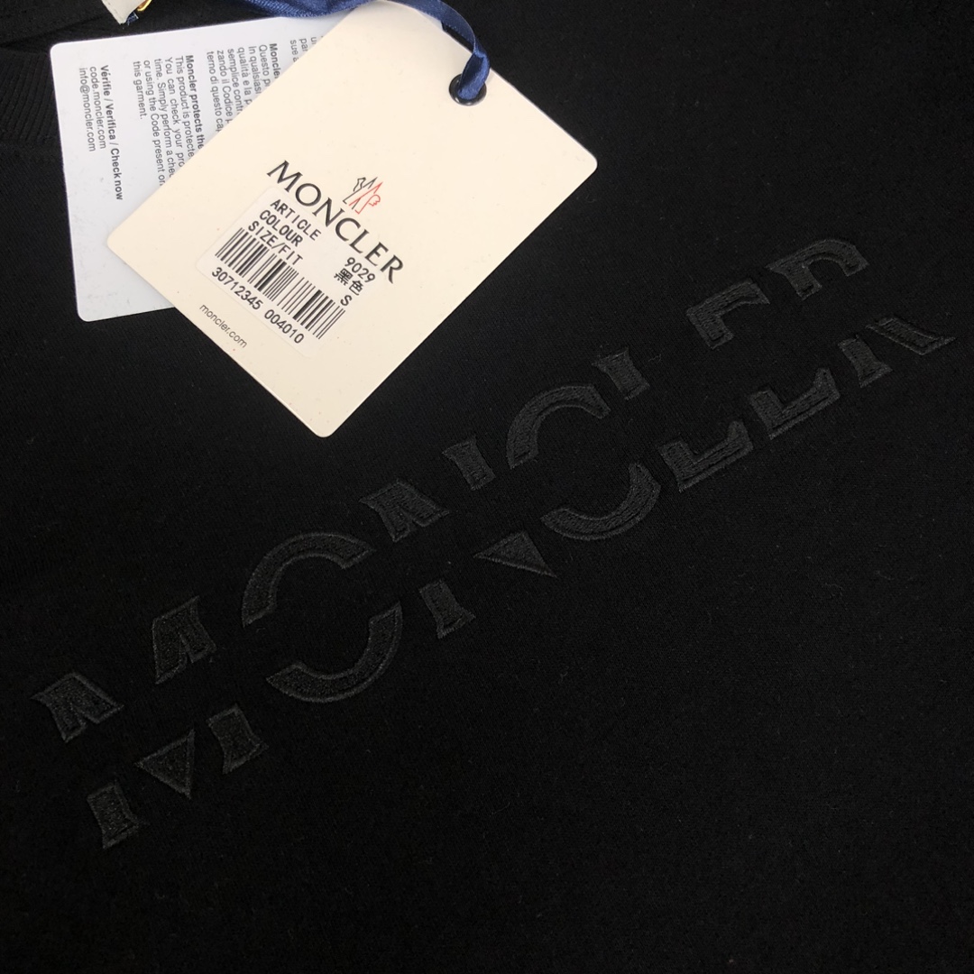 Moncler蒙口一比一最新款男裝時尚套頭長袖圓領衛衣黑色