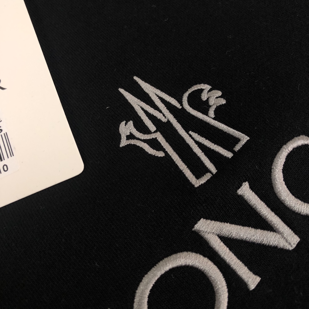 Moncler蒙口頂級A貨時尚運動衫 黑色