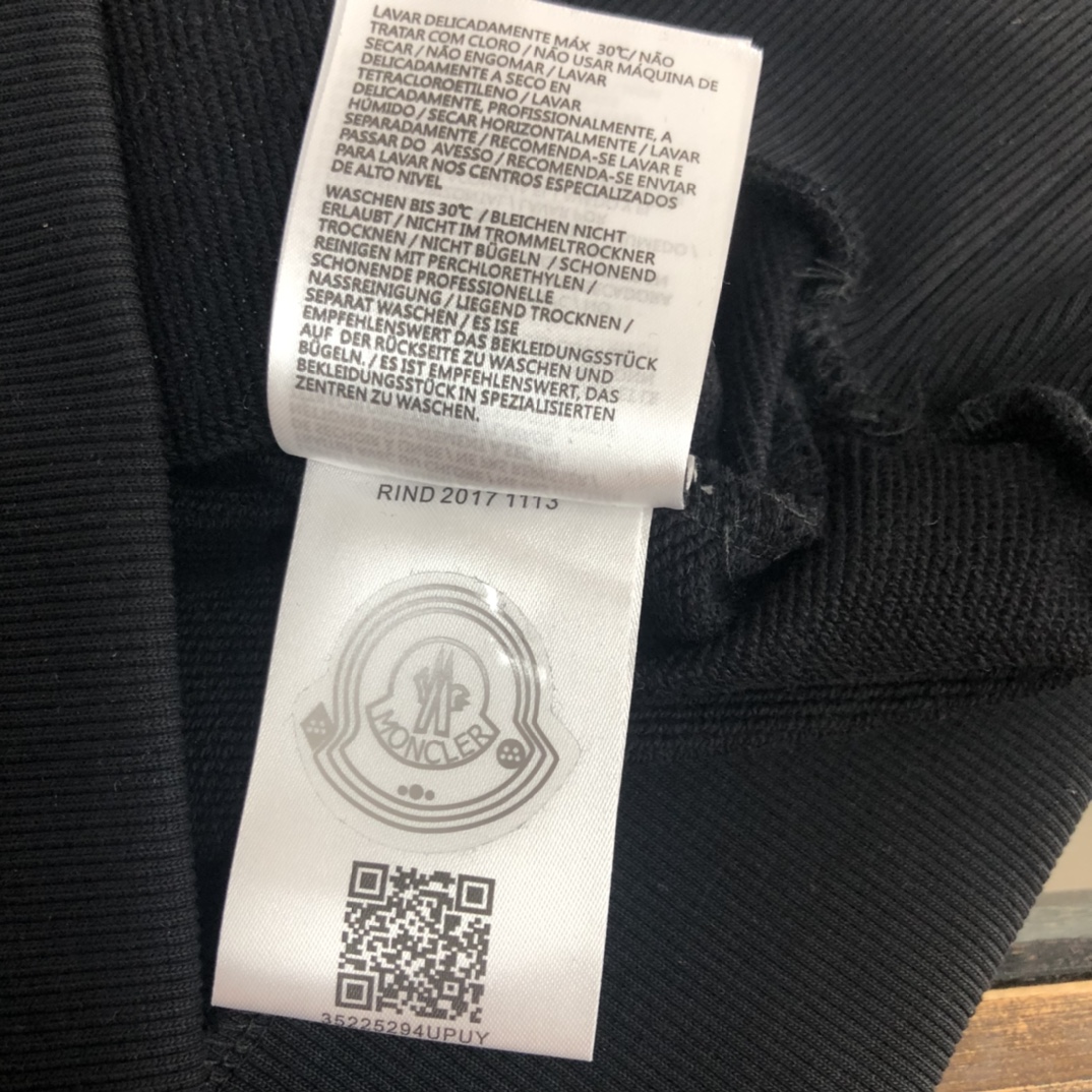 一比一Moncler專櫃同步時尚印花衛衣運動衫
