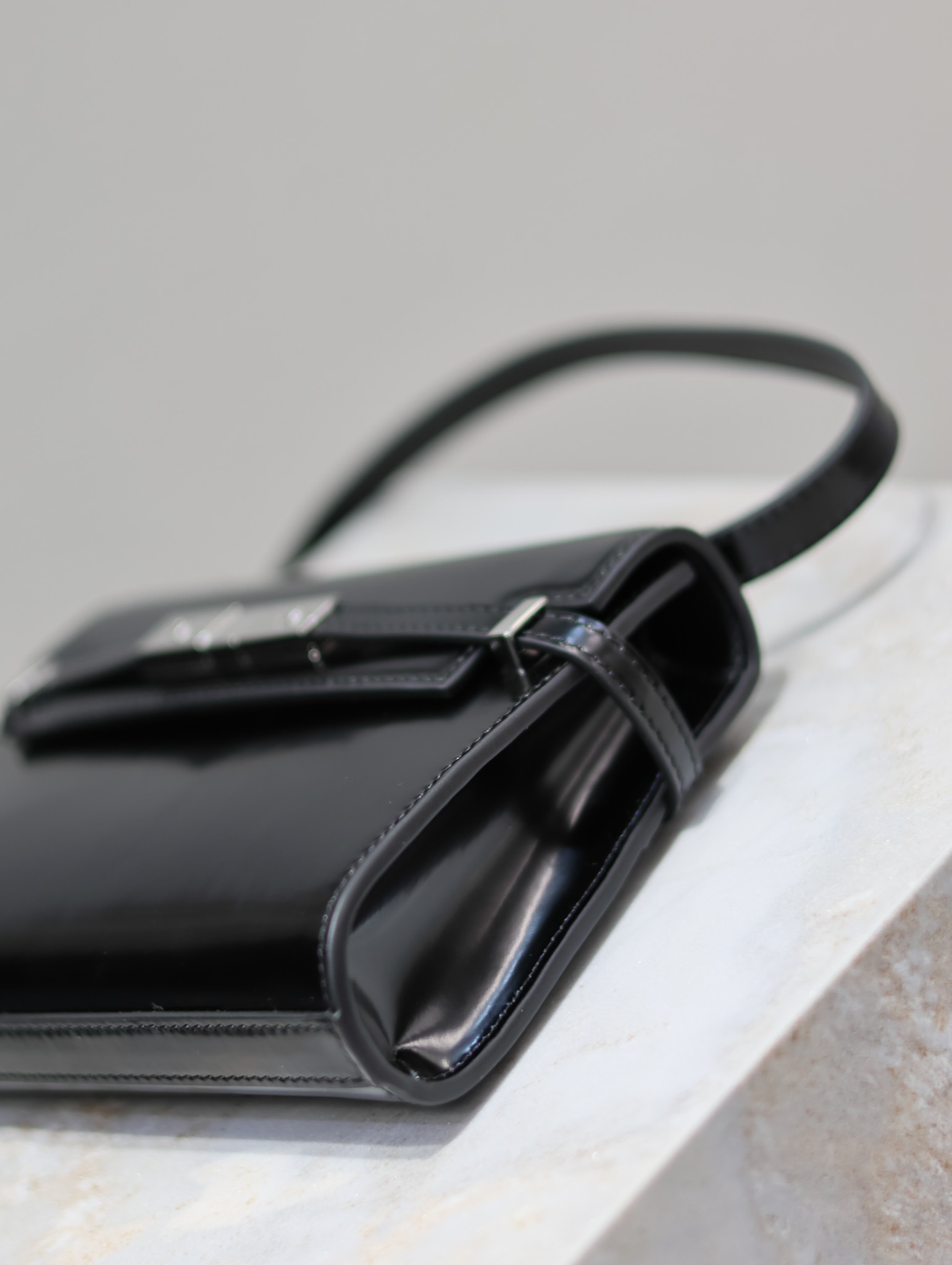 高仿YSL聖羅蘭包包 Manhattan BOX SAINT LAURENT mini 腋下斜挎包 黑色