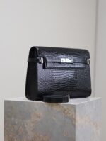 1比1複刻YSL聖羅蘭包包 Manhattan BOX SAINT LAURENT中型 黑色銀扣鱷魚紋