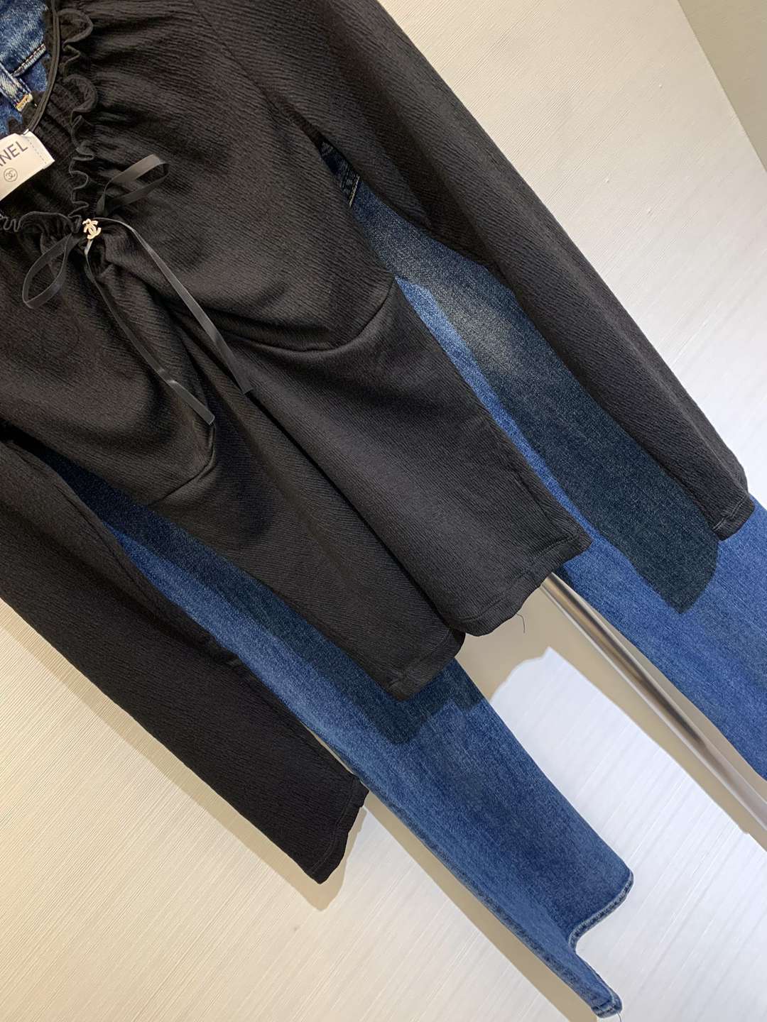 CHANEL香奈兒頂級精仿A貨女款長袖純棉T恤超級複製品