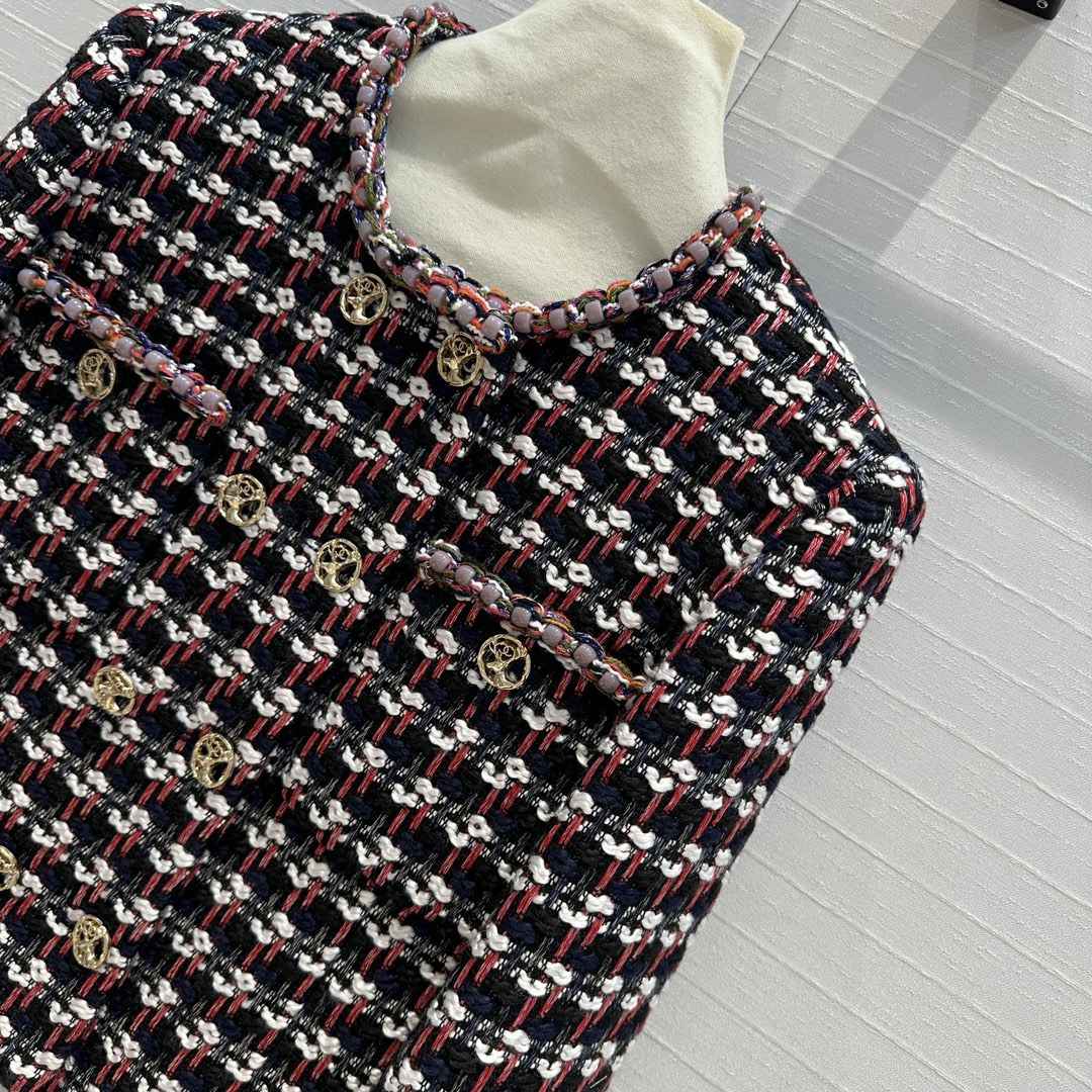 高仿獨家精品CHANEL香奈兒新品格紋短褲小外套超級奢侈品