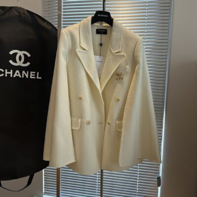 CHANEL一比一原單女士羊毛西裝高端斗篷大衣高級女士的最愛
