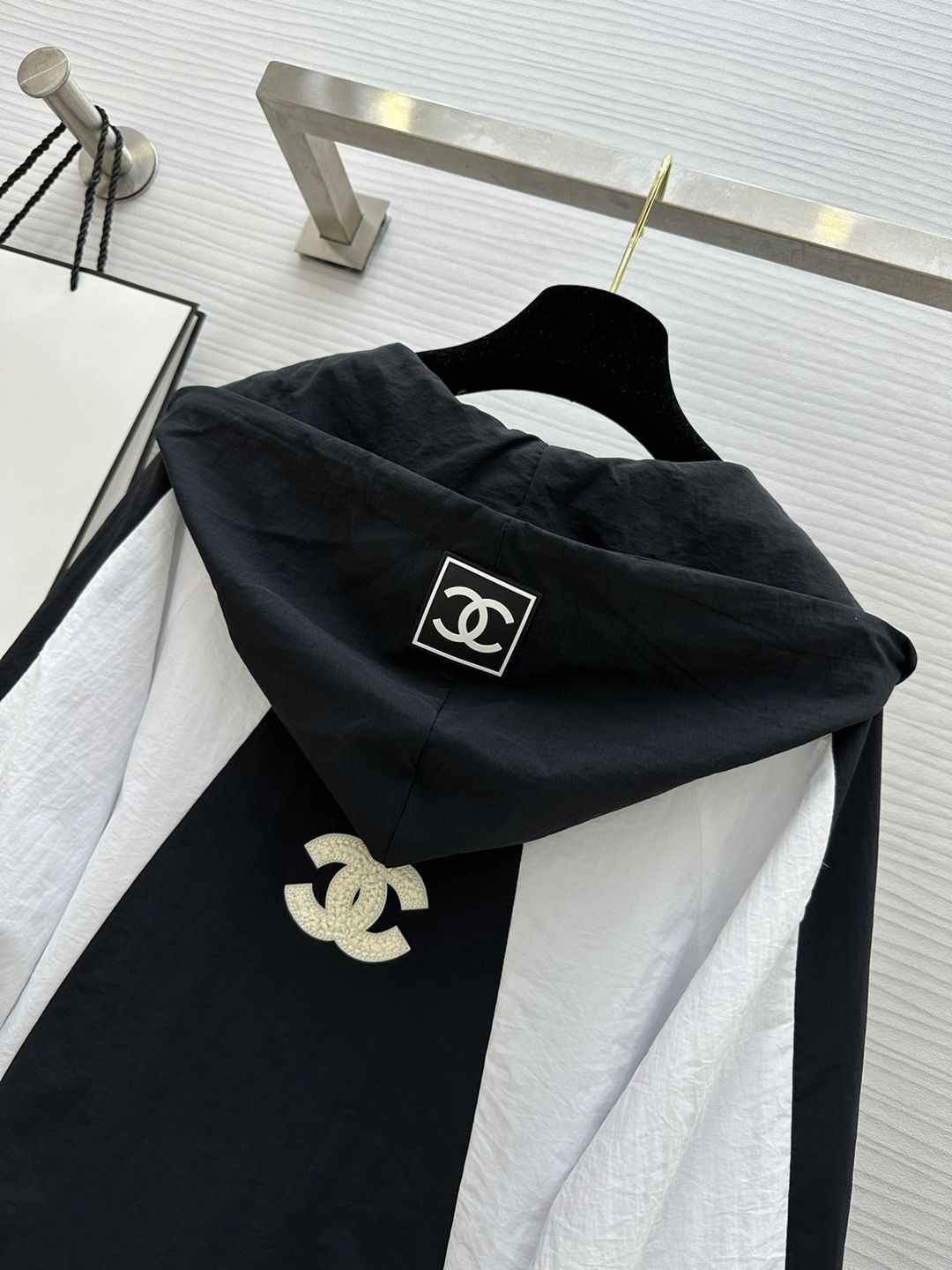 早秋新品一比一復刻CHANEL香奈兒女款外套尖領