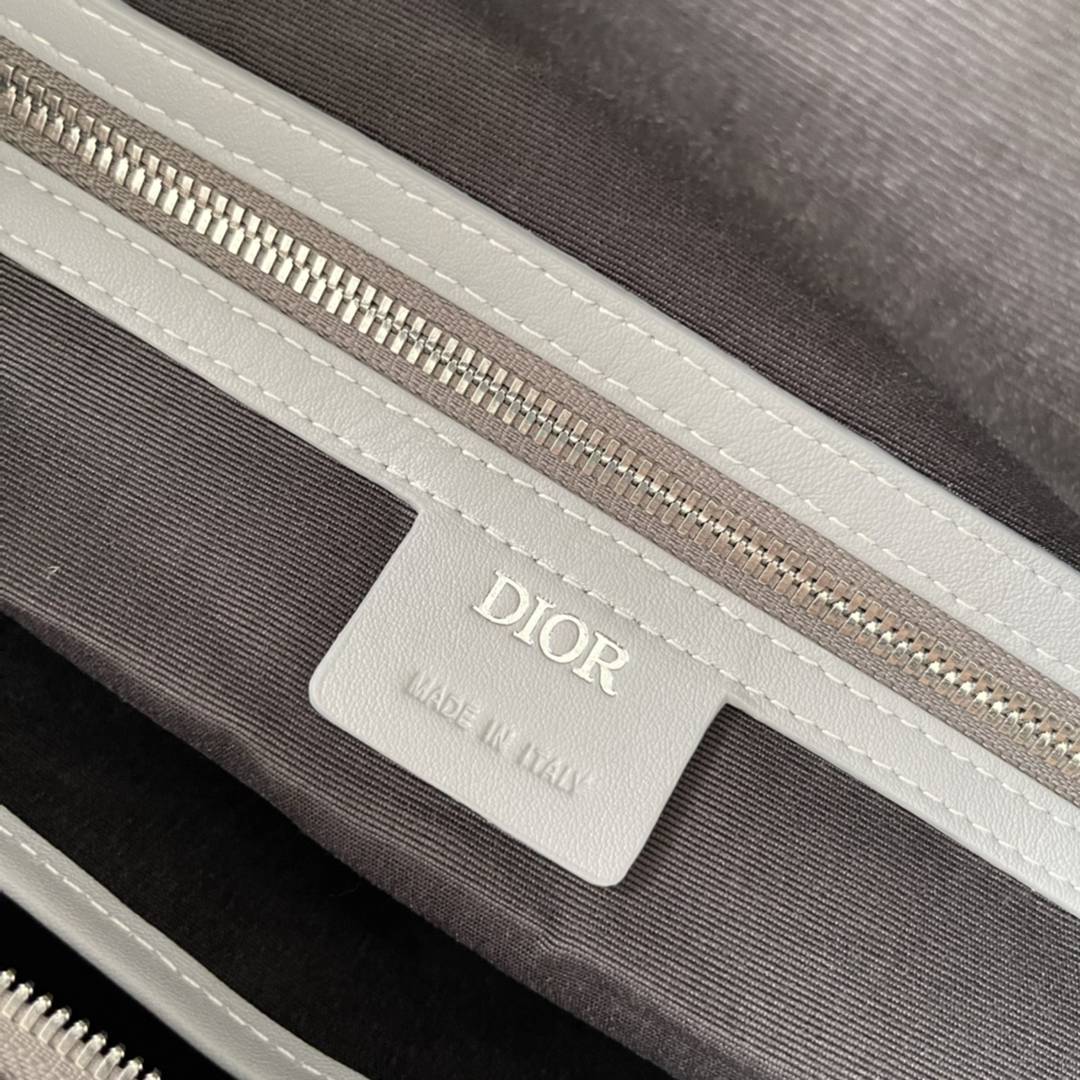 DIOR一比一复刻高仿旅行包手提包大号精心制作