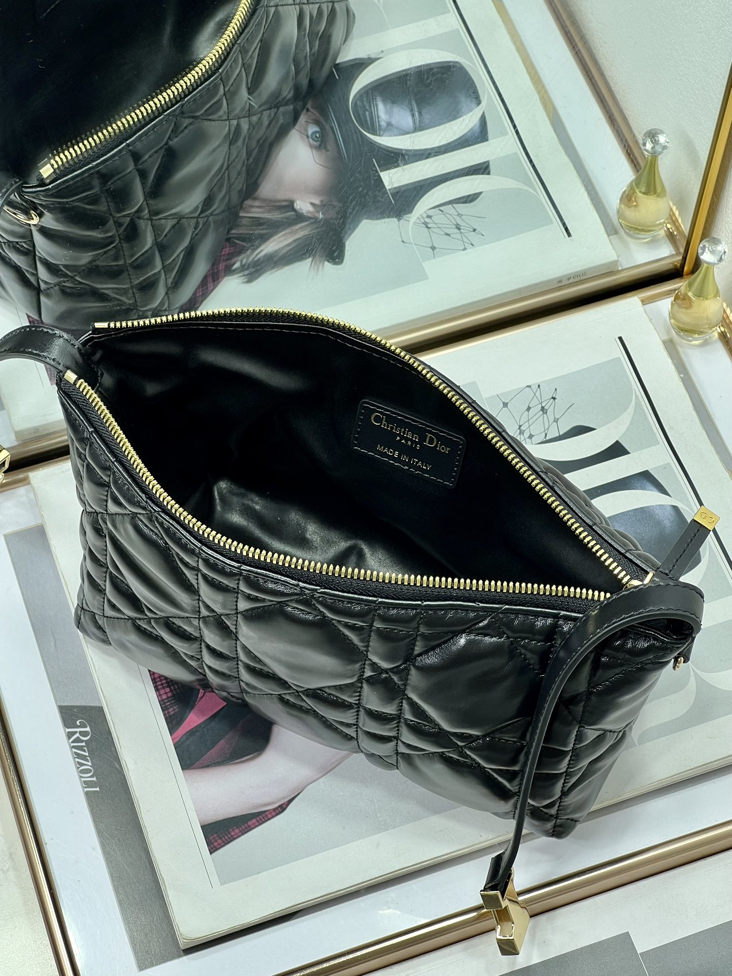 頂級一比一復刻DIOR專櫃同步單肩包手提包錢包 Dior Travel Nomad 饭盒包 22x13x9.5cm