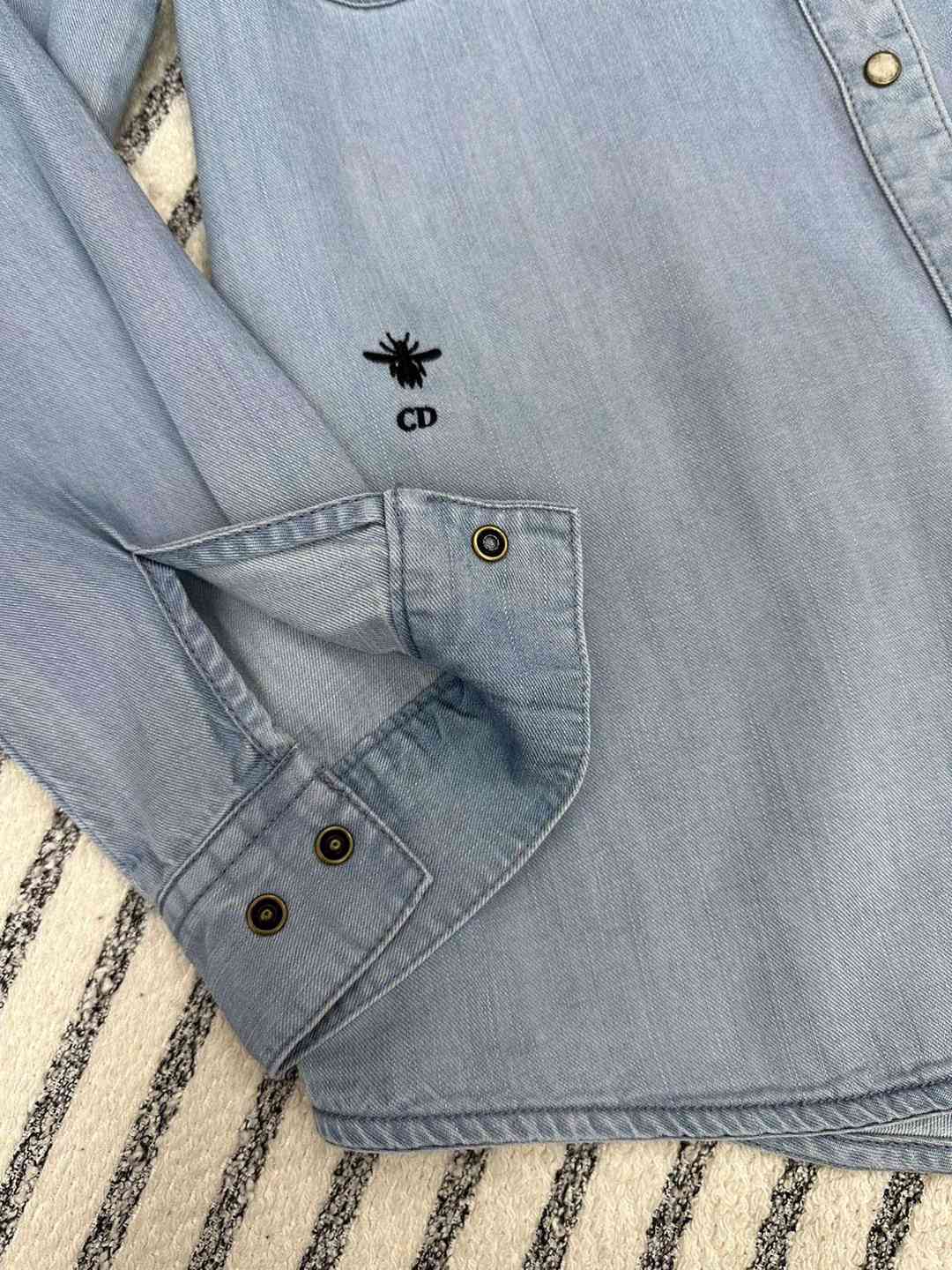 早秋新款天絲牛仔面料logo刺繡牛仔襯衫女款精仿DIOR衣服