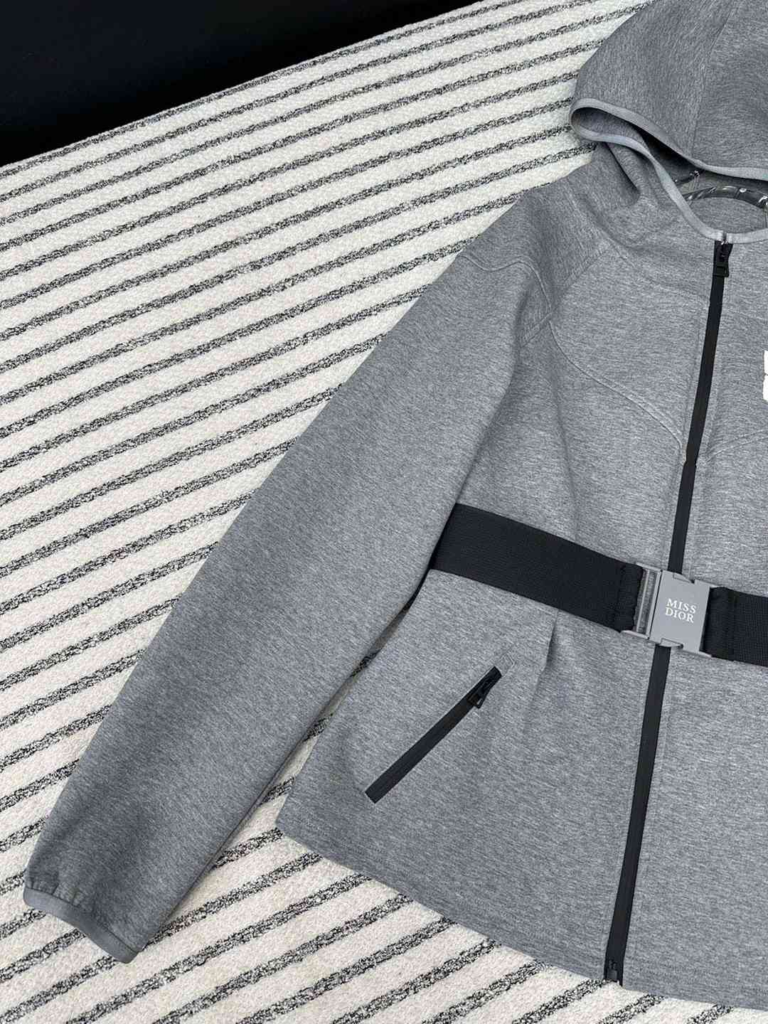 DIOR一比一復刻奢侈品衣服印花logo連帽休閒外套女款