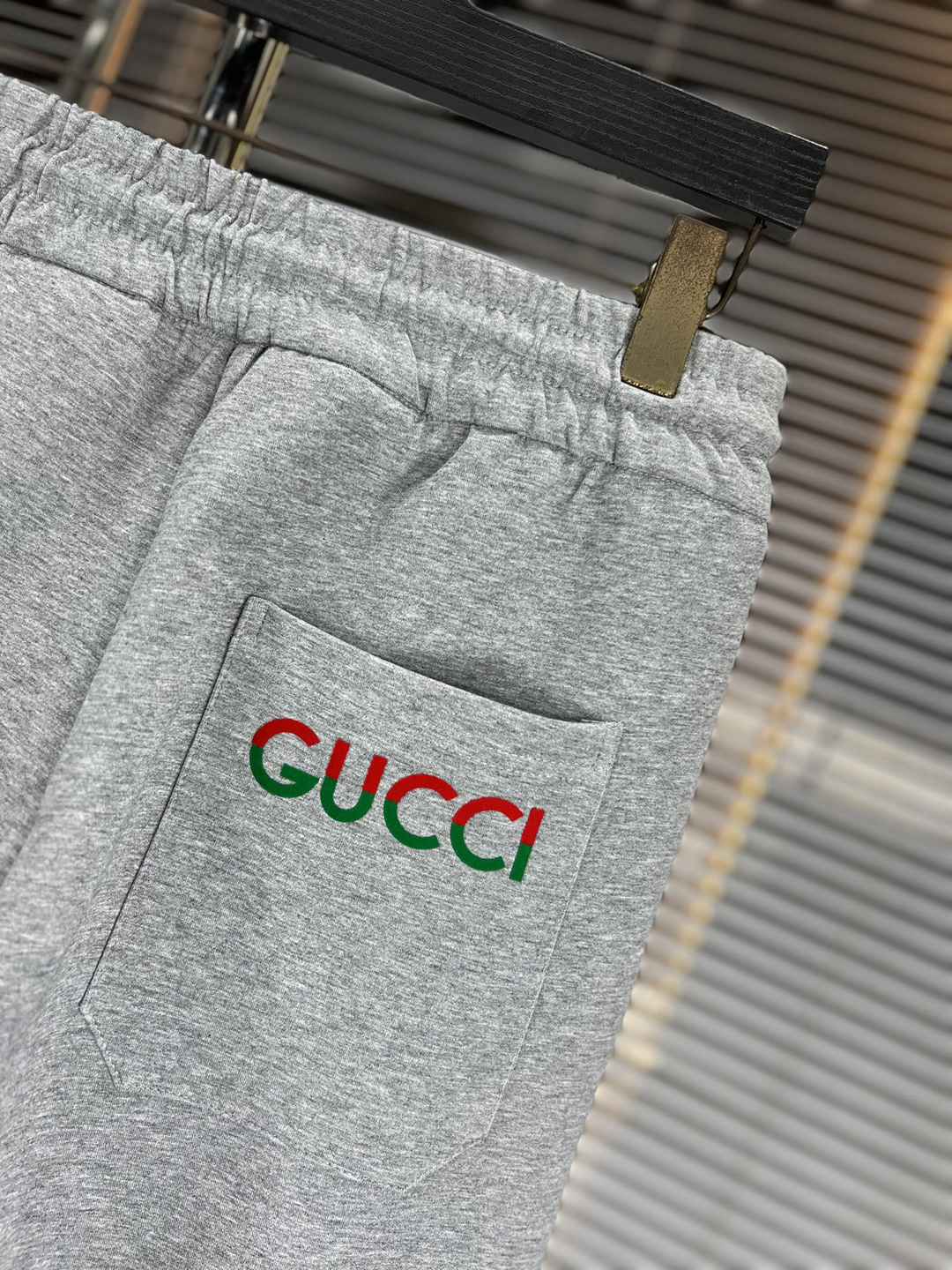 高仿服飾批發零售Gucci男裝運動褲休閒褲彈力