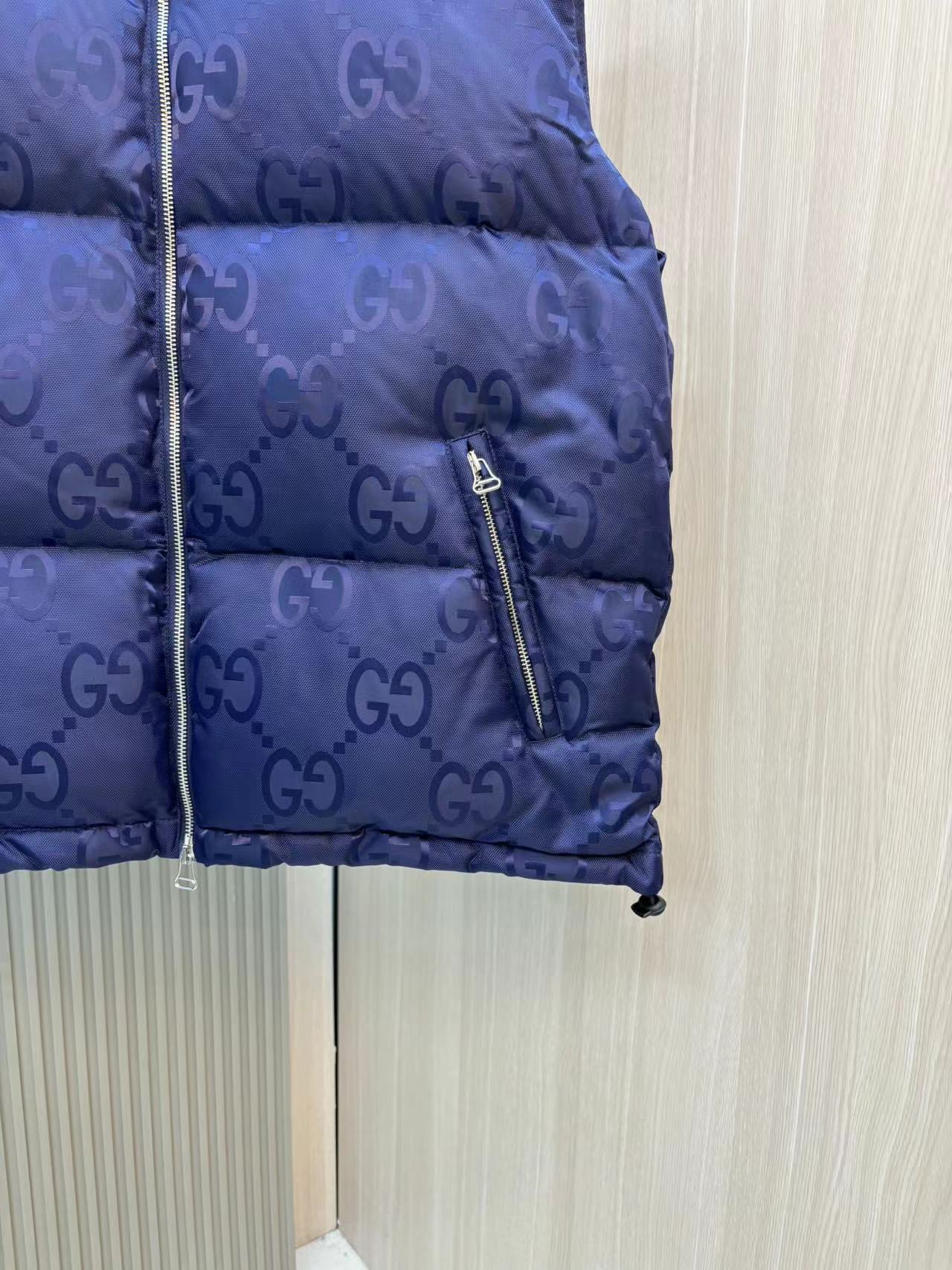 Gucci一比一復刻奢侈品原單寶藍色羽絨服馬甲 背心