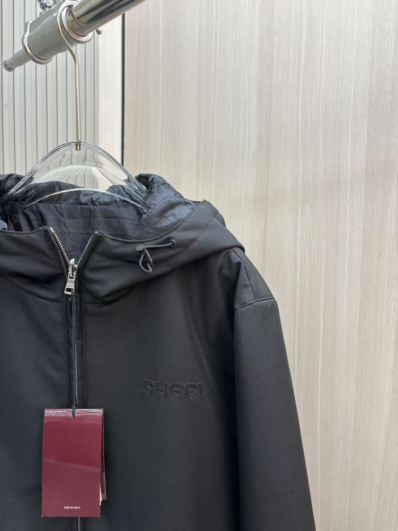 秋冬新品雙面尼龍材質Gucci高仿一比一夾克外套 黑色 連帽
