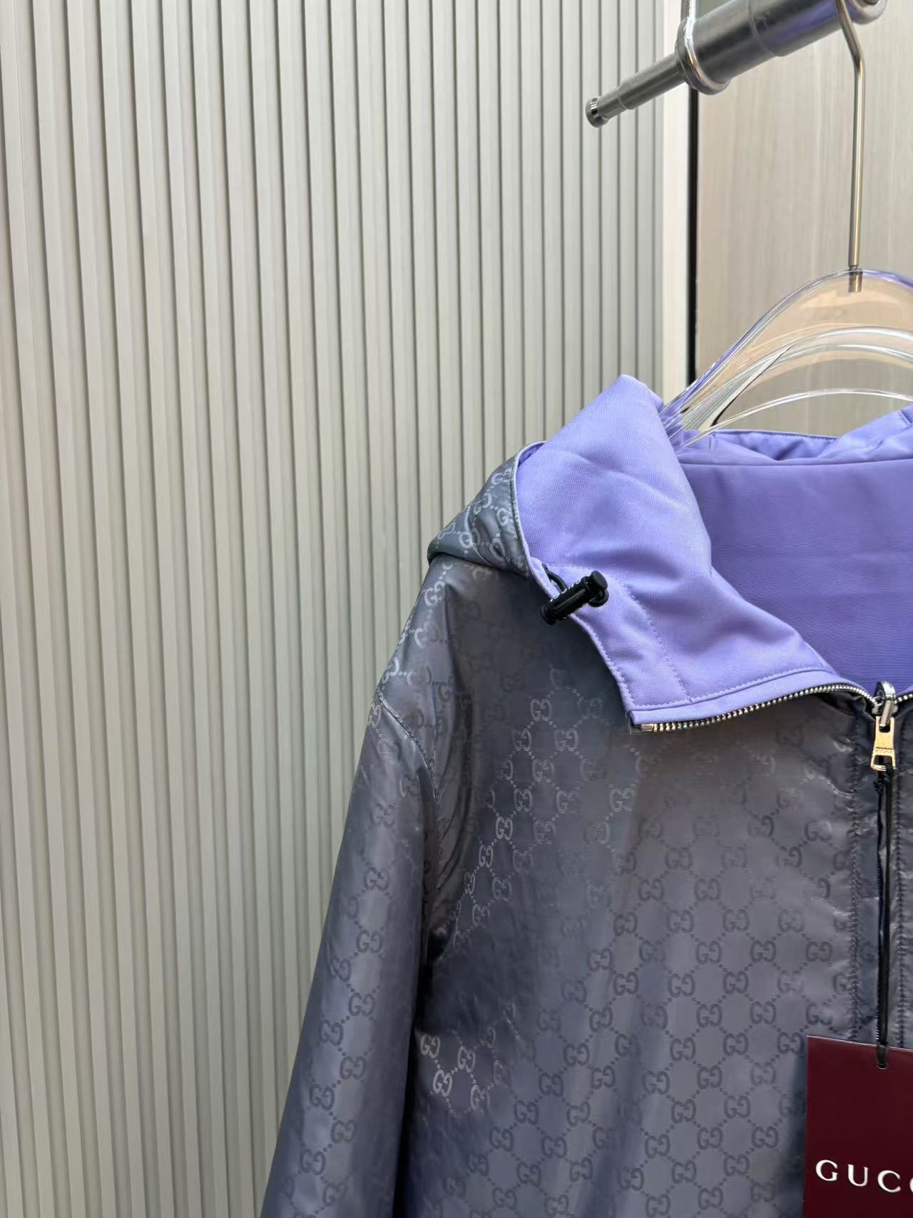 獨特的紫色內裡Gucci新品高仿復刻連帽外套夾克