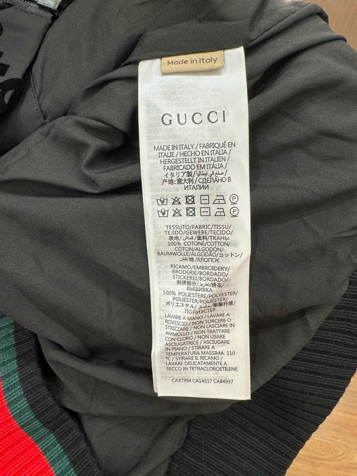 一比一復刻2024秋冬新品新款時尚連帽Gucci羽絨夾克外套