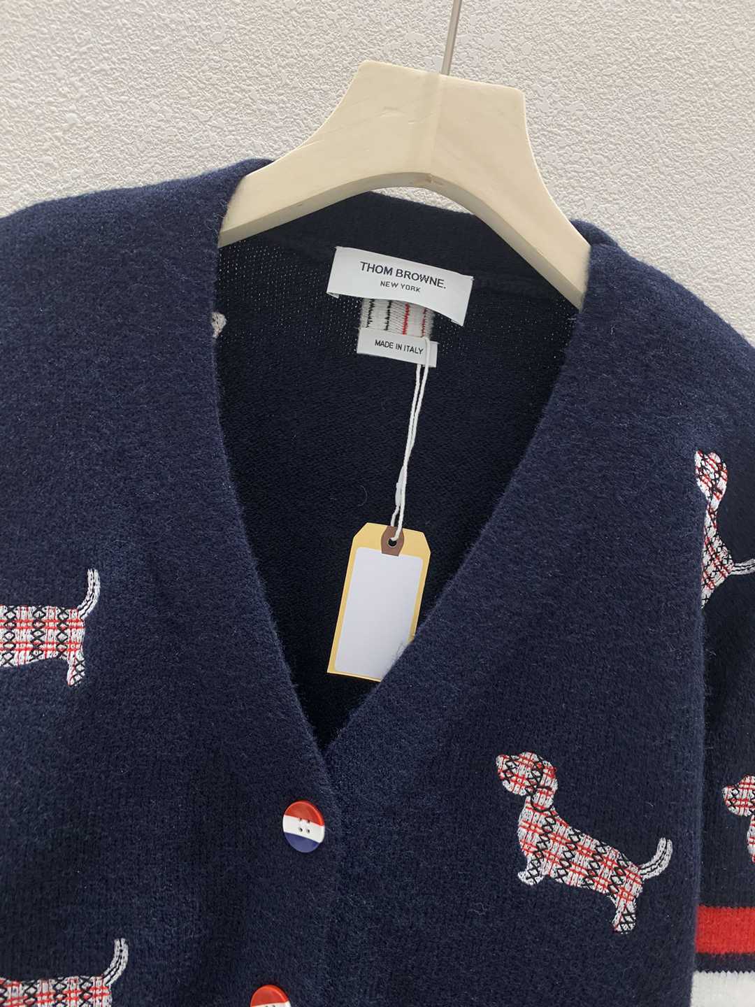 頂級A貨衣服湯姆佈朗動物刺繡針織V領時尚開衫毛衣外套