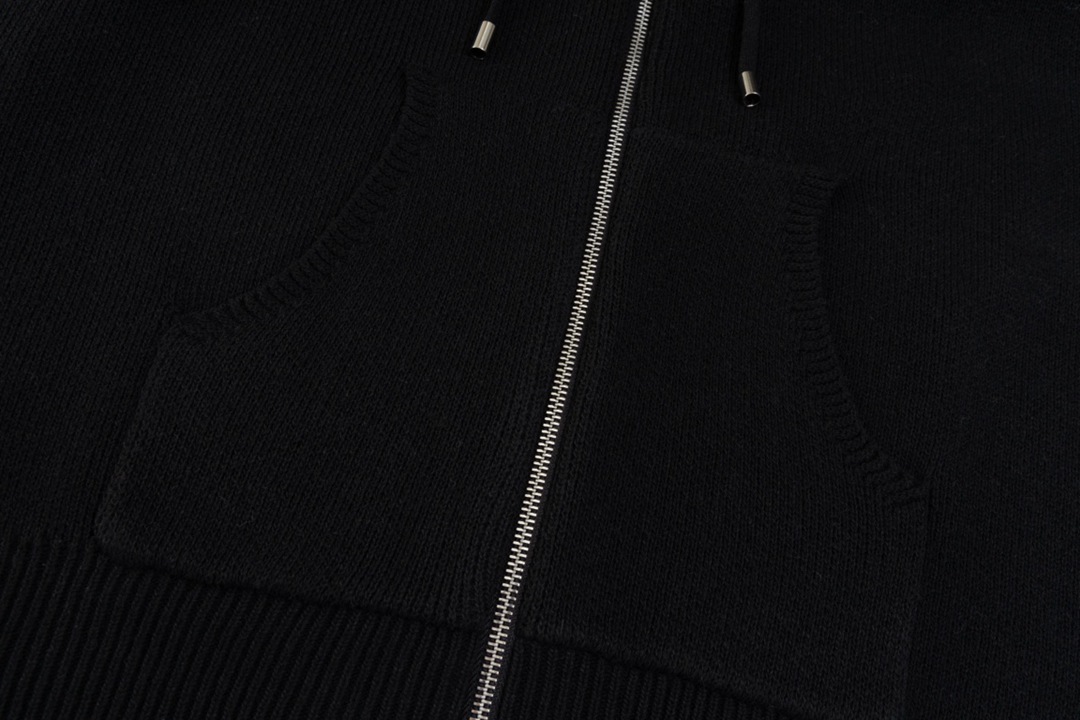 一比一復刻奢侈品頂級A貨TB湯姆佈朗原單衣服針織連帽衣服 黑色