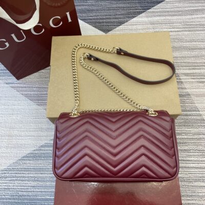 原單GUCCI古馳棗紅色中號GG Marmont系列鏈帶肩包443497