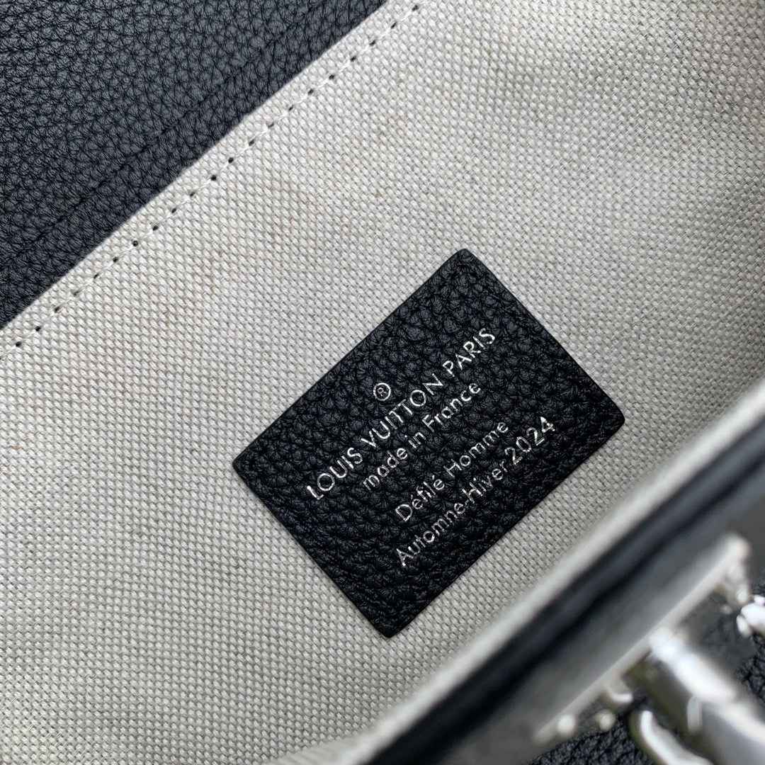 M11637 LV路易威登高仿真皮單肩包斜挎包手袋 錢包