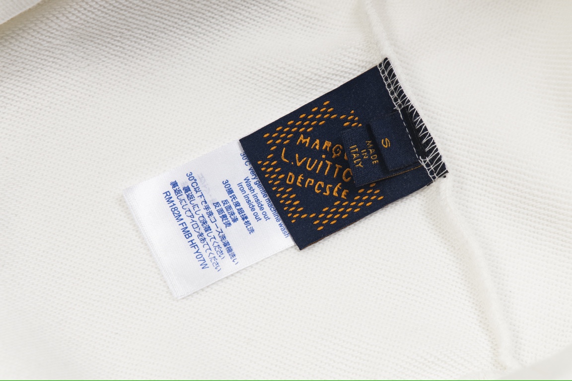 頂級高仿超A貨路易威登LV時尚刺繡連帽衛衣