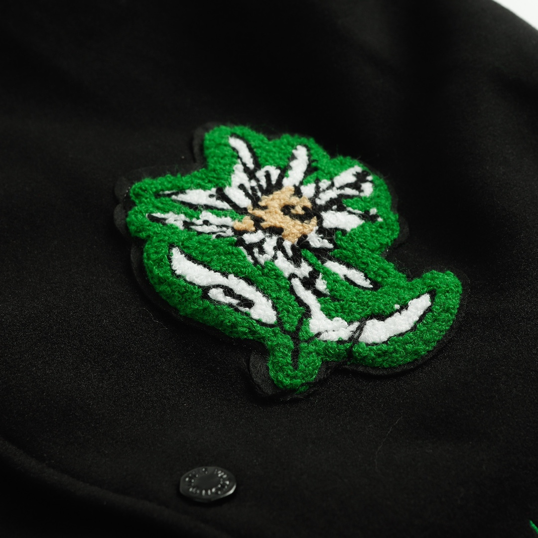 頂級高仿荔枝紋lv真皮時尚刺繡棒球領路易威登外套