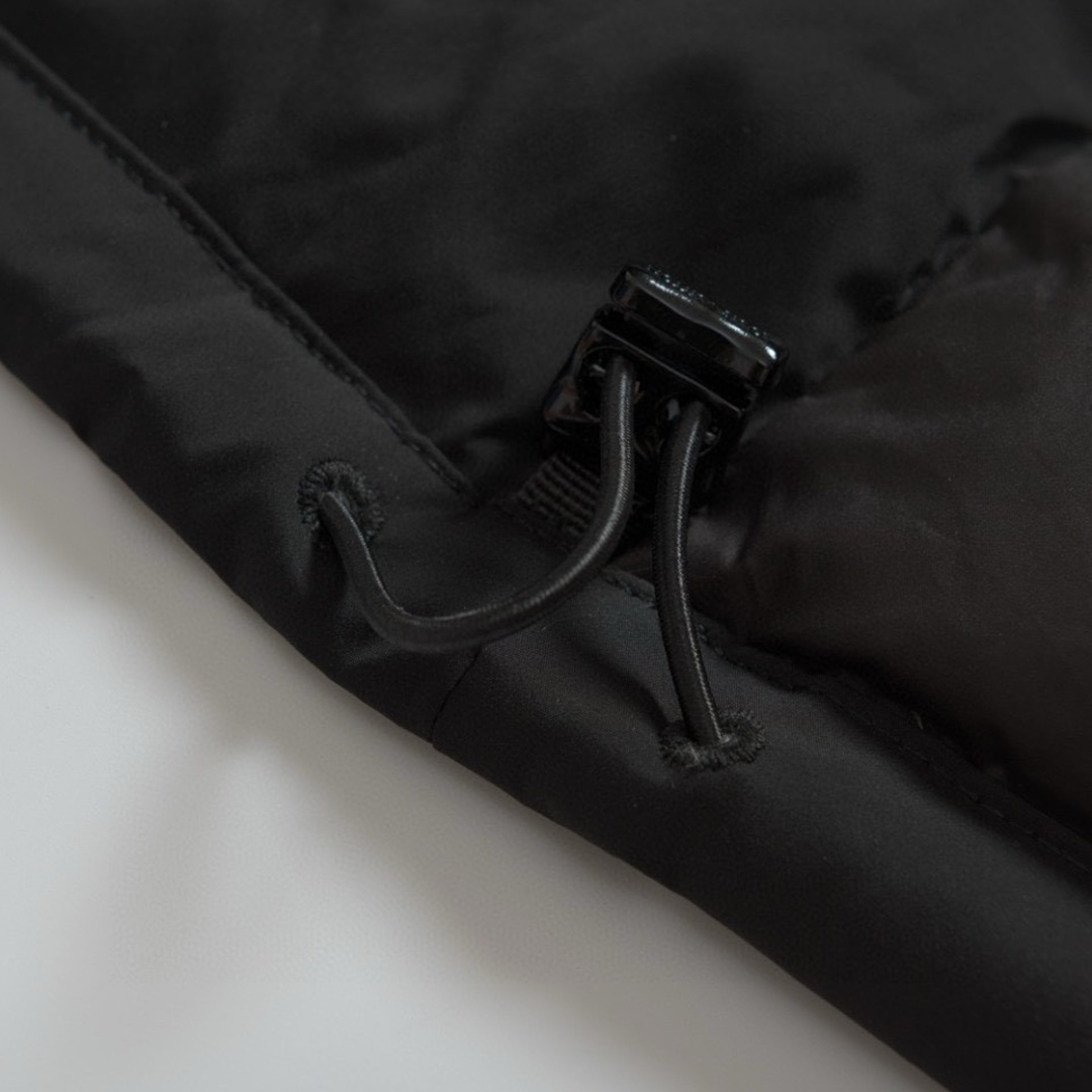 頂級奢侈品路易威登LV精仿超A貨原單羽絨服黑色連帽外套