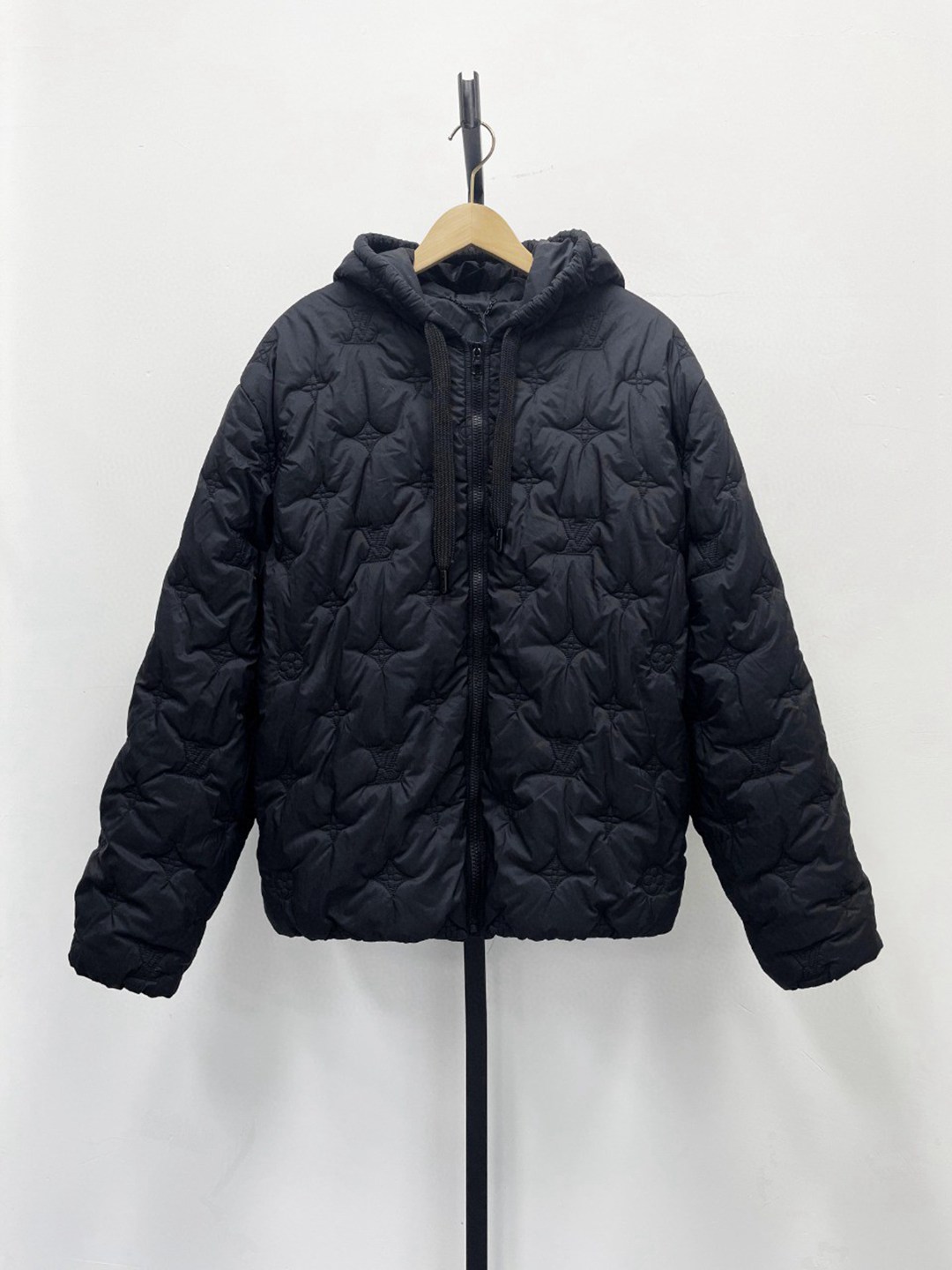頂級復刻奢侈品專櫃同步路易威登Lv時尚連帽羽絨服