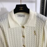 高仿服飾YSL聖羅蘭秋冬新款单排扣翻领长袖麻花针织开衫上衣