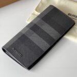 burberry巴寶莉高仿London格紋牛皮二折包錢包