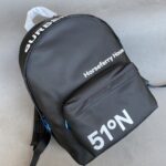 高仿burberry巴寶莉新品防水 登山背包 輕量旅行背包