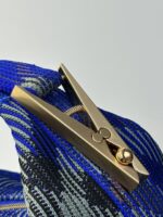 burberry巴寶莉高仿網站新品女士peg格纹针织手提饭盒包腋下包