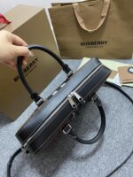 burberry巴寶莉原單採用格紋與義大利鞣制皮革打造 手提包 公文包 斜挎包公事包