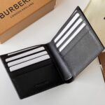 burberry巴寶莉原單皮夾新款London 格纹短夹钱包