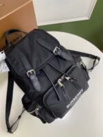 burberry巴寶莉高仿包包黑色ECONYL軍旅背包雙肩包