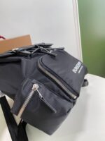 burberry巴寶莉高仿包包黑色ECONYL軍旅背包雙肩包