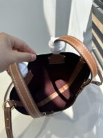 burberry巴寶莉頂級格紋London水桶包托特包手提單肩斜挎包