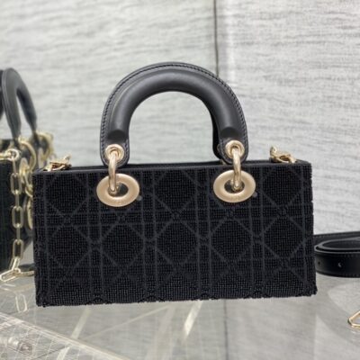 高仿精品Dior迪奧Lady最新限量版重工珠子戴妃包黑色22cm