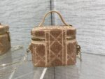 高仿精品Dior迪奧最新手工珠子Vanity系列限量版超迷你化妝包