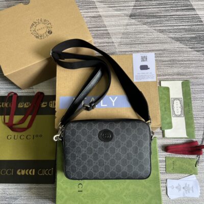 高仿網站GUCCI古馳新款黑色Ophidia系列GG郵差包699439
