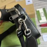 高仿網站GUCCI古馳新款黑色Ophidia系列GG郵差包699439