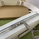 頂級高仿GUCCI古馳飾白色標牌小號GG斜挎包郵差包795465