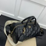 原單GUCCI古驰新款黑色原廠皮波士頓包女款斜挎包702242