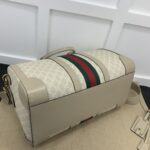 高仿包包GUCCI古驰新款大型旅行行李袋適合女性681295
