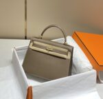 高仿精品Hermes愛馬仕新款大象灰金扣Epsom Kelly手提包25-28cm
