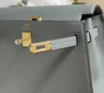 高仿網站Hermes愛馬仕新款杏仁綠金扣Epsom Kelly手提包25-28cm